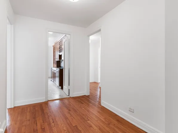 353 West 56th Street image 6 of 9