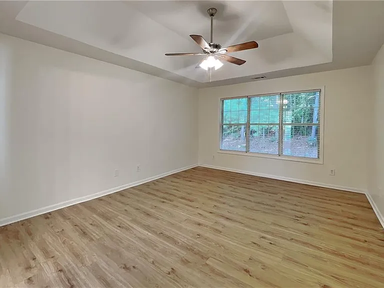 530 Alcovy Springs Dr — Photo 9