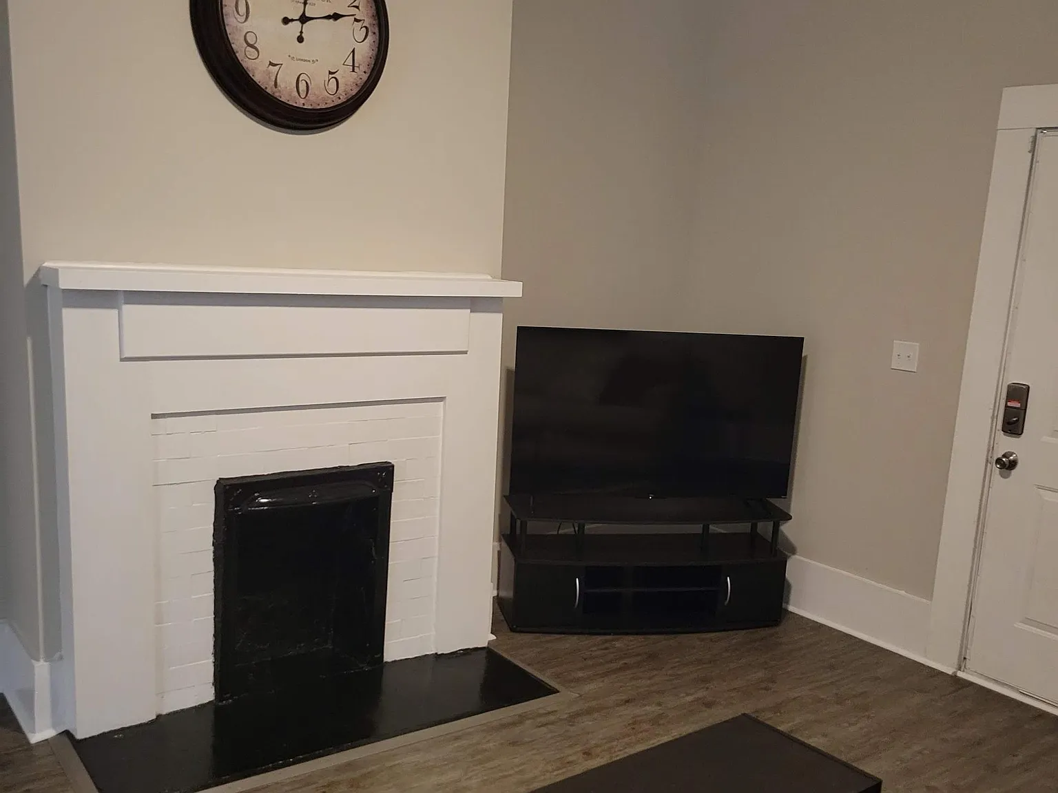 246 Ellis St — Photo 2
