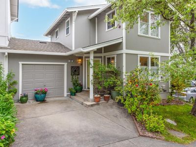 130 W Hills Circle, Sebastopol, CA, 95472