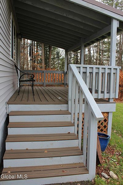 3rd image of 1024 Thompson Road