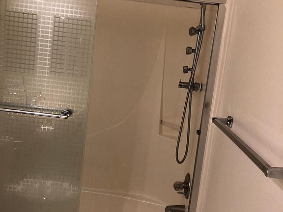 Bath & full body shower