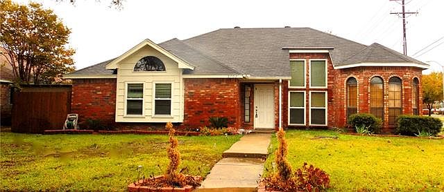 1st image of 8702 Woodlake Dr