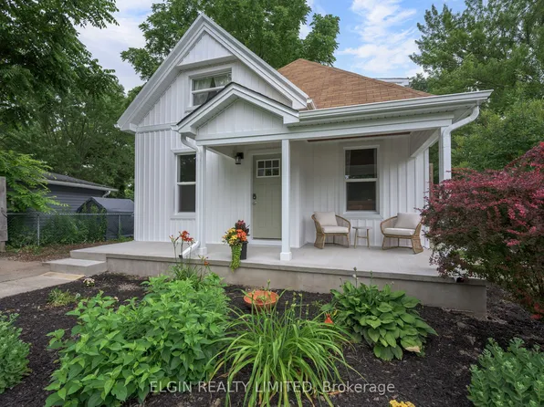 10622 Sunset Rd, Southwold, ON N5P 3T2