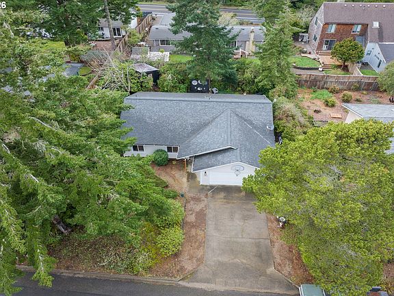 2nd image of 1265 Laurel St