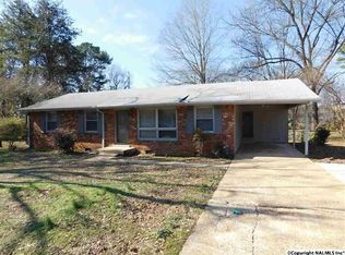 6825 Chadwell Rd SW, Huntsville, AL 35802