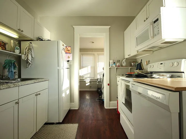 713 Spring Garden St — Photo 8