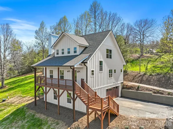 94 Spicewood Rd, Weaverville, NC 28787