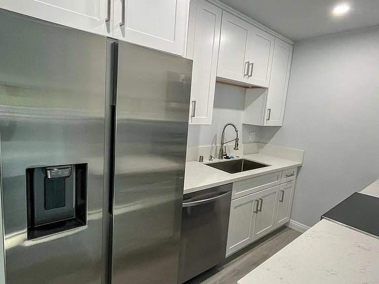Canyon Creek Apartments C — Photo 9