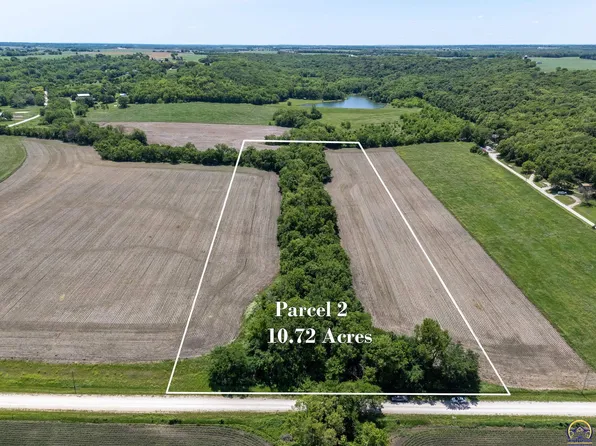 10.72 M/l Rd N #800, Oskaloosa, KS 66066