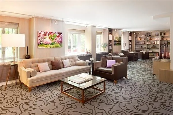 Sold by Real Direct | media 19