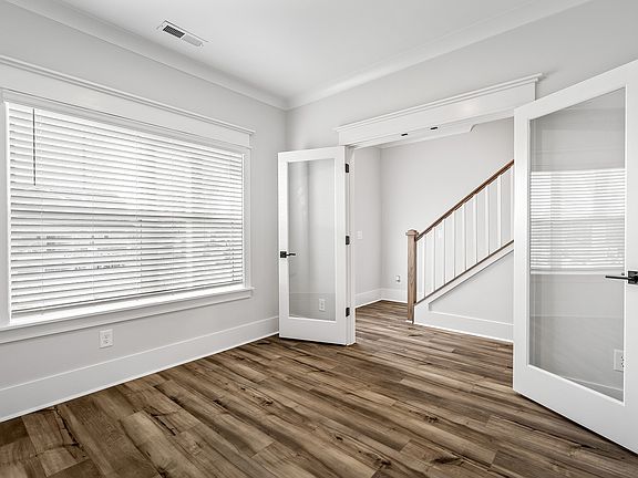 3rd image of 536 Kingwood Ln Lot 10