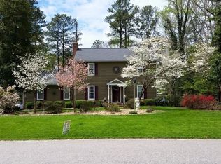 11410 Ivywood Rd, Chester, VA 23831