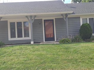 74 Woodacre Dr, Carmel, IN 46032