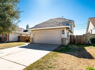 930 Lancaster Lake Dr, Houston, TX 77073