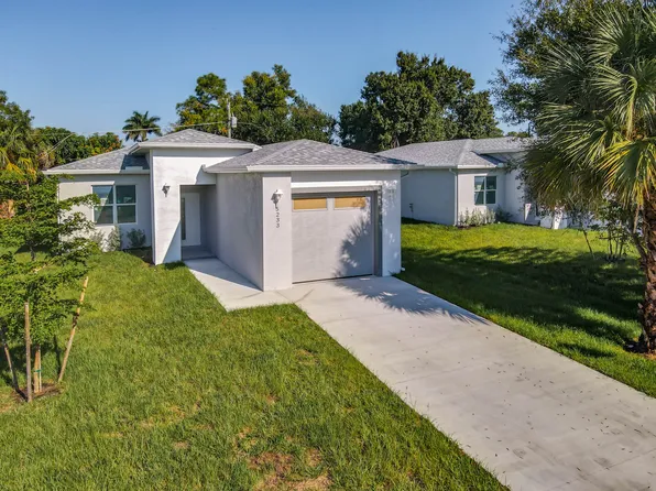 5237 Jennings St, Naples, FL 34113