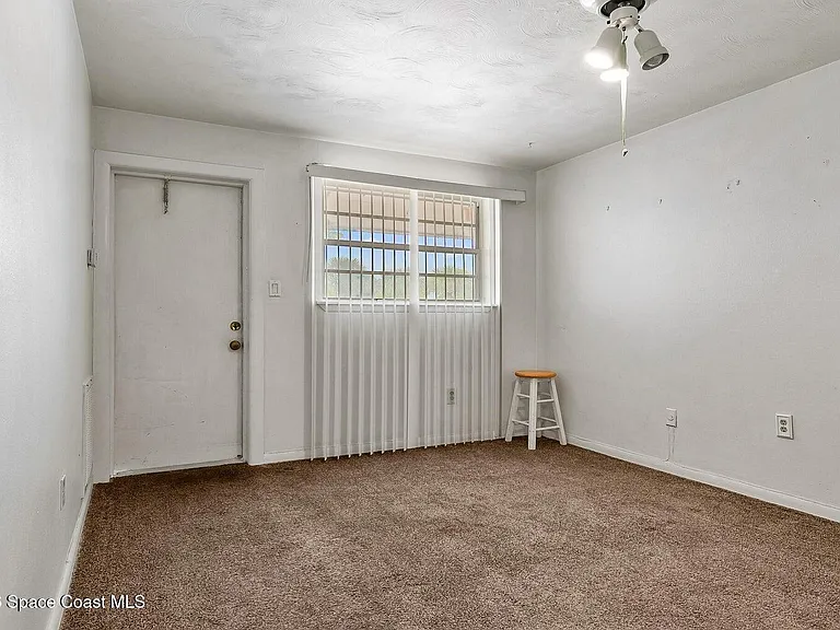 401 Monroe Ave #C201 — Photo 10