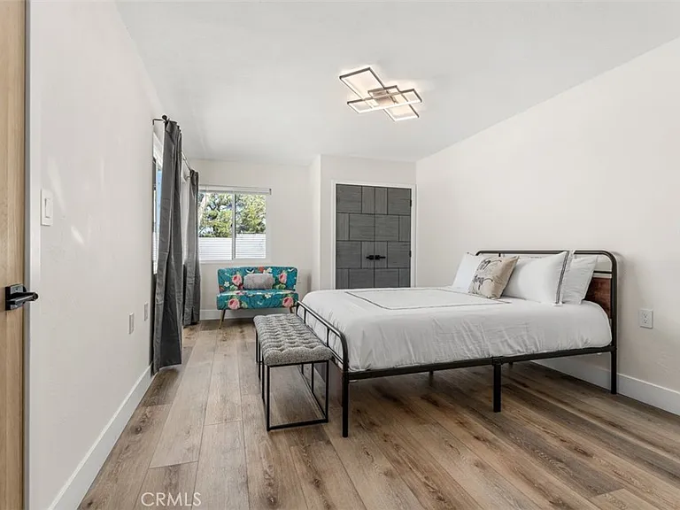 60468 Latham Trl — Photo 17