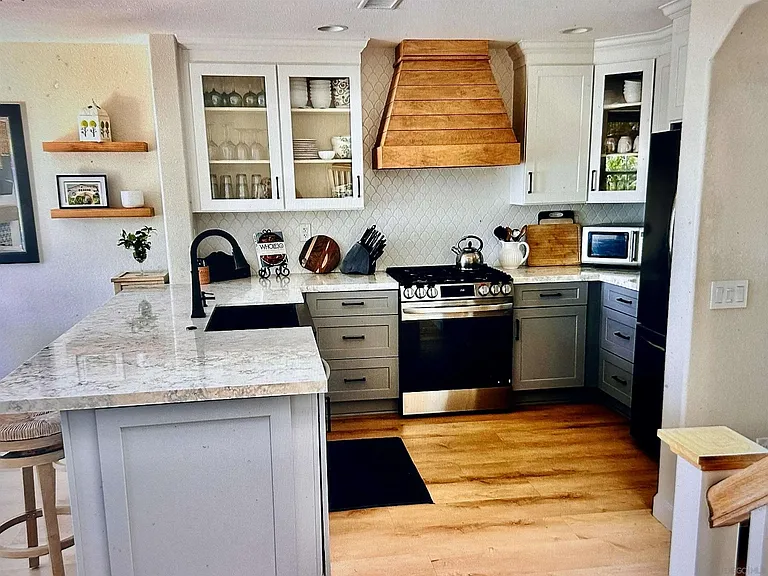 1259 Natoma Way #C — Photo 16