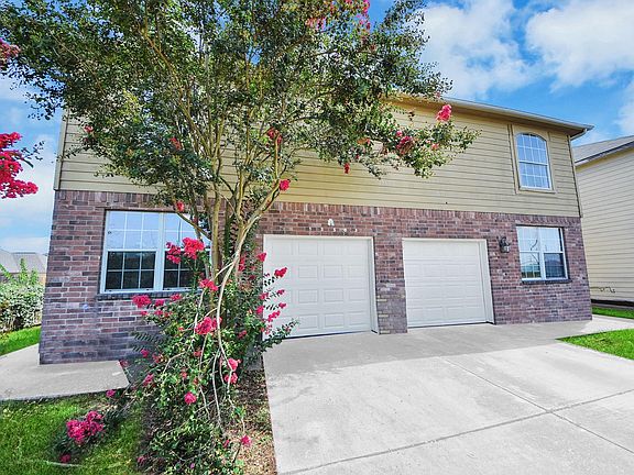 4th image of 15503 Waldron Cir #A