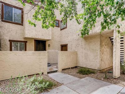 5039 Spencer St APT B, Las Vegas, NV, 89119