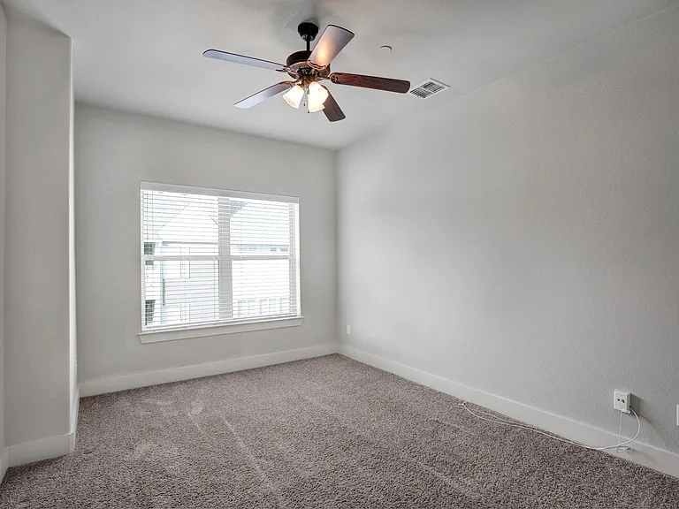 4111 Rawlins St — Photo 37
