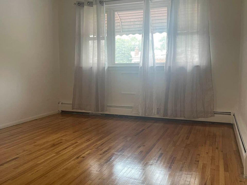 1st image of 1506 E 222nd St #2
