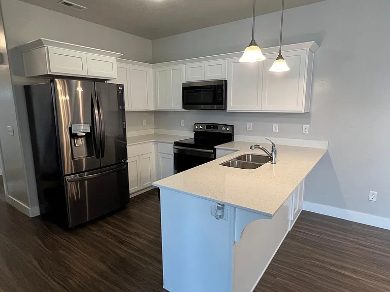 14659 S Bloom Dr #101 — Photo 5