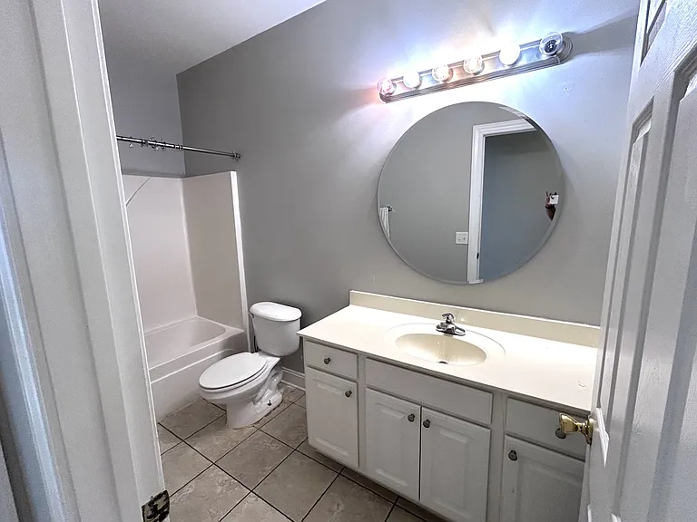 2041 Silvercrest Dr #B — Photo 19