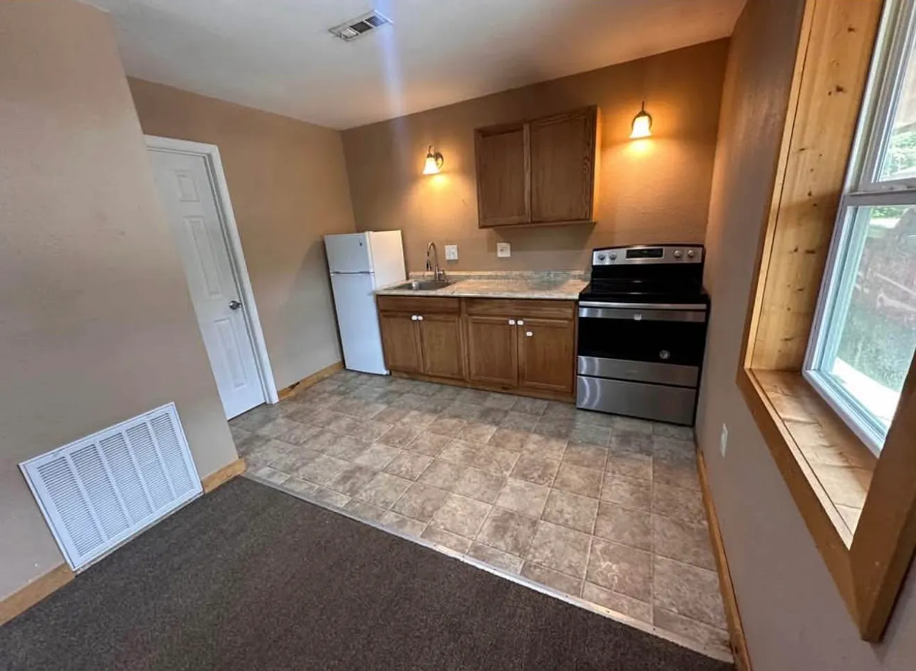 1 bed, 600 sqft, $725 — Photo 1