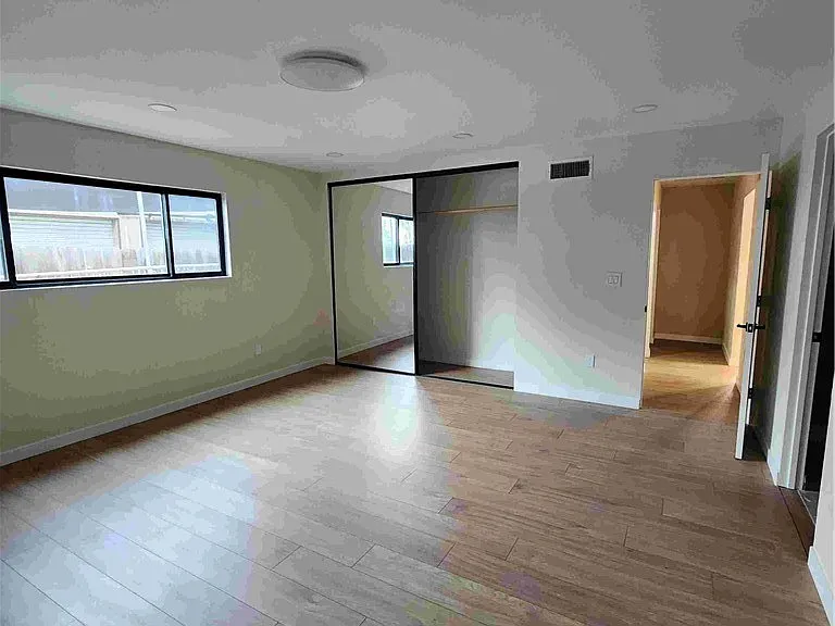 7129 Saranac St #7129 — Photo 16