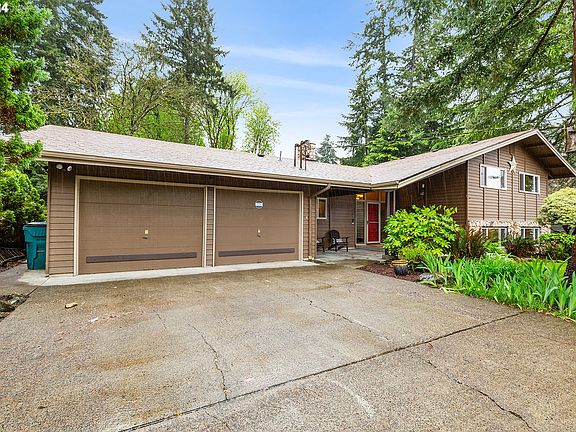 2nd image of 2515 NE 104th St