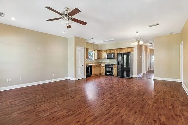 565 Ramon St #A — Photo 2