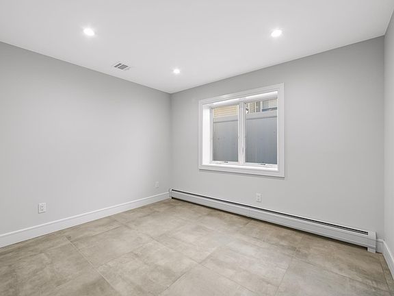 5th image of 39 Washington Ave #A