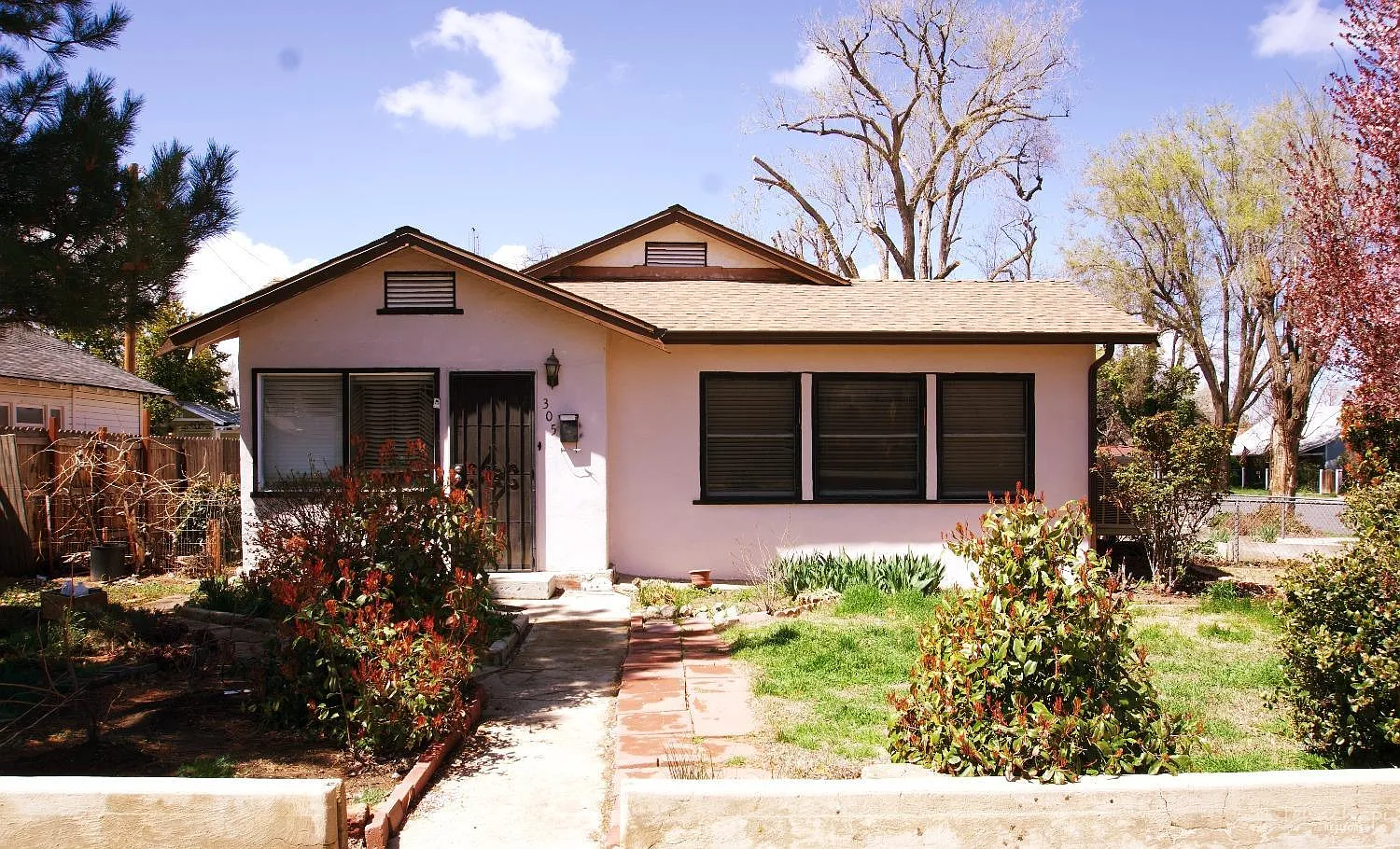305 S Curry St photo 1