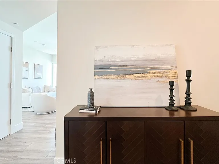 1101 S Harvard Blvd #506 — Photo 18