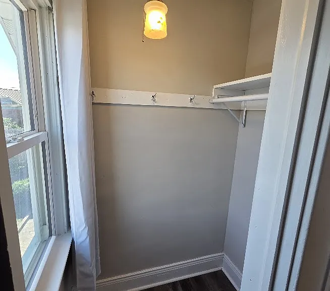 119 N Edwards Ave — Photo 17