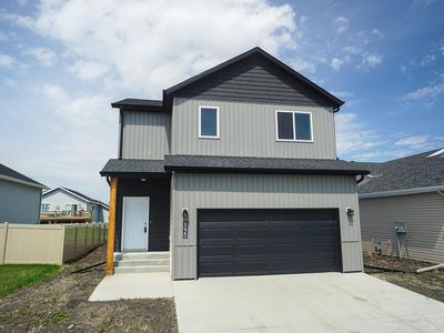 6020 80th Ave S, Horace, ND, 58047