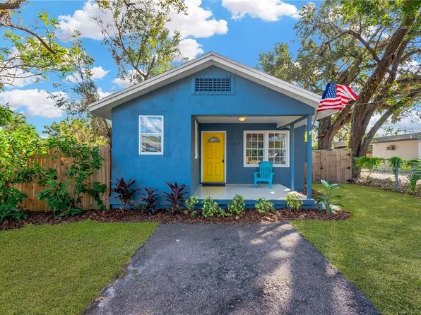 1707 E Ellicott St, Tampa, FL 33610