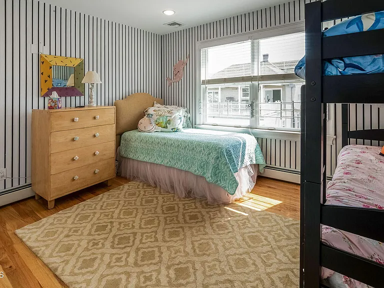 406 Ocean Ave — Photo 25