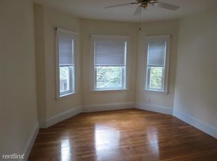 21 Craigie St #2, Somerville, MA 02143