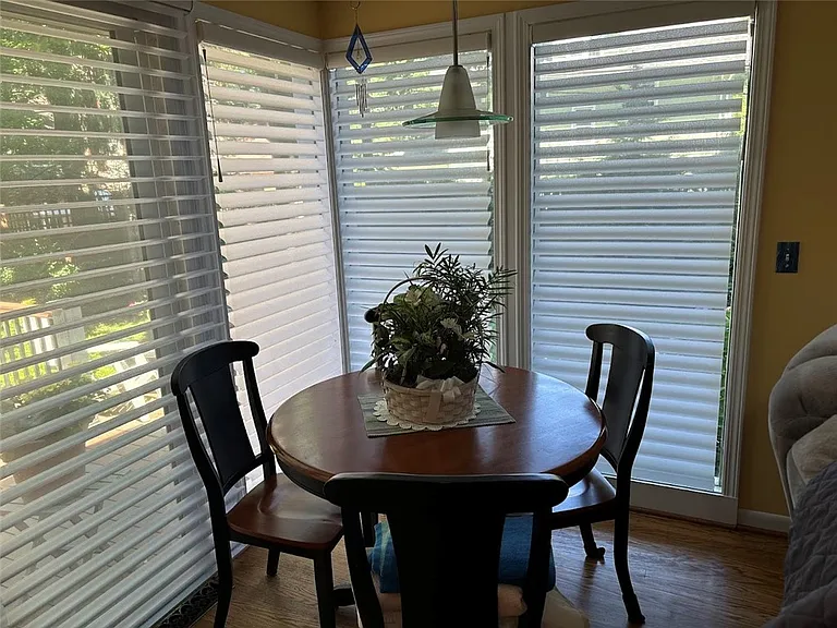 50 Greenview Dr — Photo 8