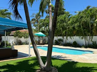 1611 71st St, Miami Beach, FL 33141