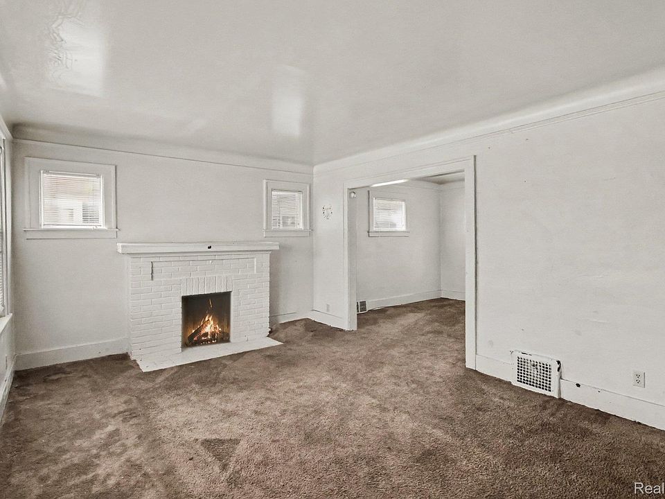 16525 Lawton St, photo 5