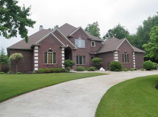 55799 Alverstone Dr E, Middlebury, IN 46540