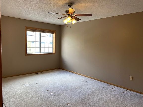 5th image of 1755 Donegal Dr APT 2
