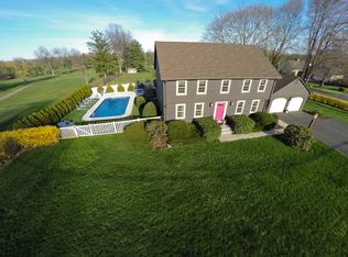 196 Highcrest Rd, Wethersfield, CT 06109