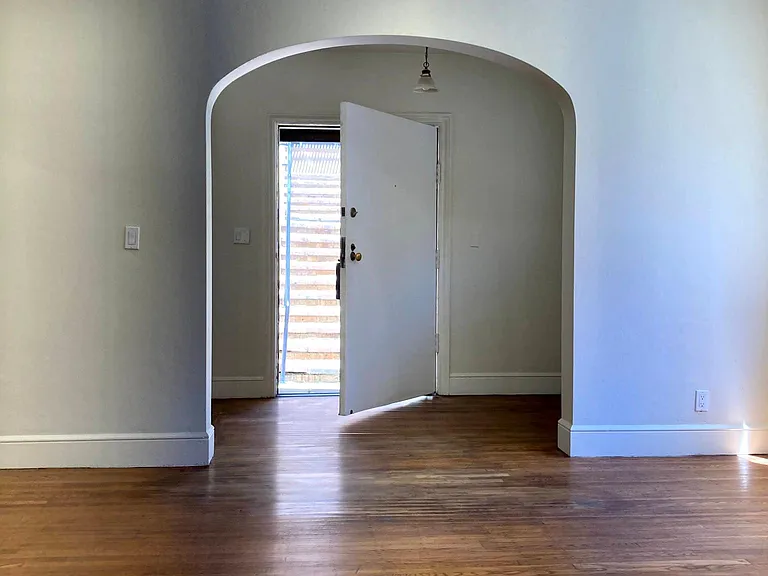 3848 Sacramento St #2 — Photo 5