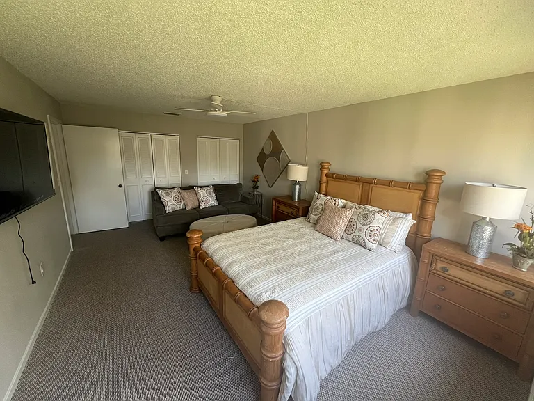 7908 Los Robles Ct — Photo 19