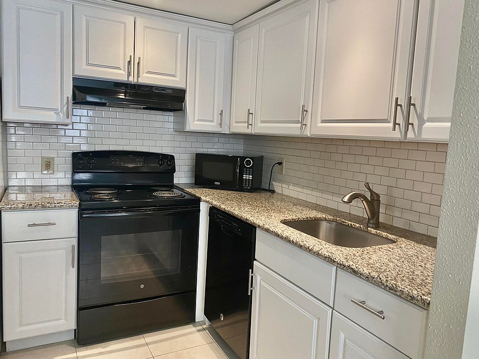 1st image of 750 Monaco Pl #750-P
